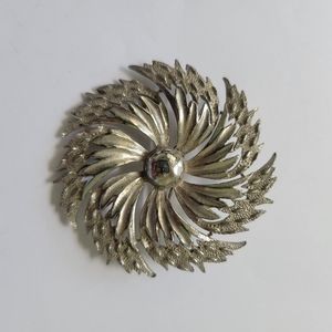 Vintage RNK Silver Tone Flower Brooch pin Signed Jewelry
